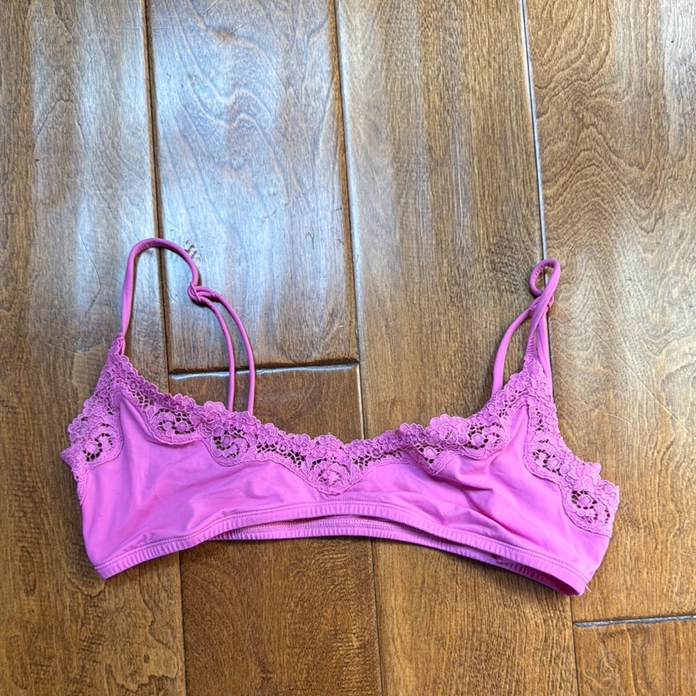 Skims pink lace scoop bra